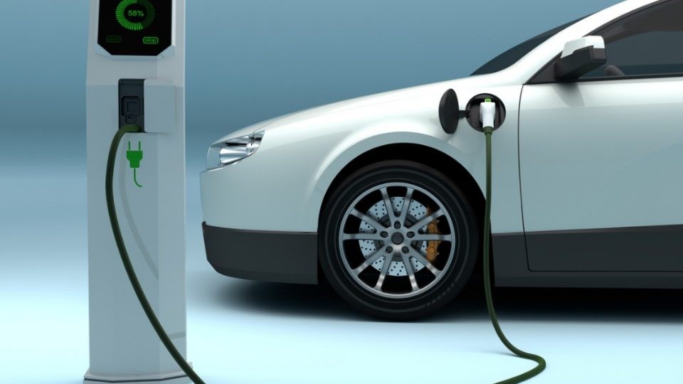 EV Battery vs. Phone Battery: How Long Do They Last?